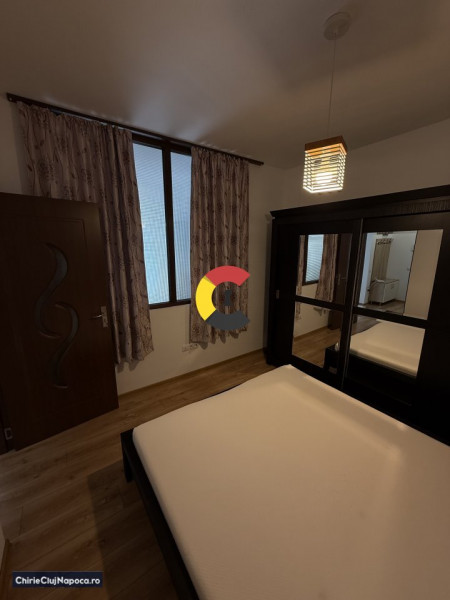 Ap cu living + nișă| parcare | zona semicentrală- Piața Mihai Viteazul