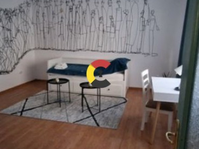 Casa individuală cu 2 camere în Centrul Orașului langa UMF