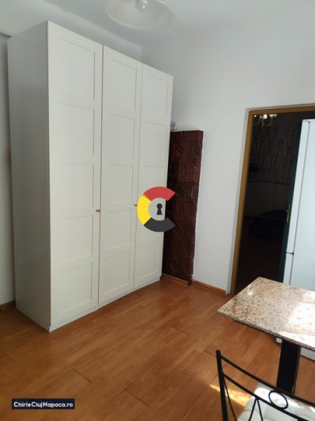 Casa individuală cu 2 camere în Centrul Orașului langa UMF