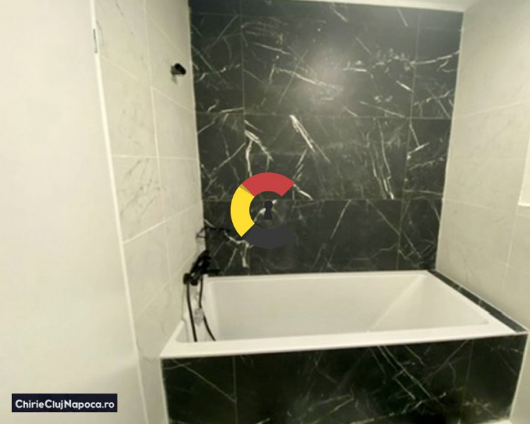 Penthouse modern cu 3 camere in zona Semi-Centrala• 2 parcări 