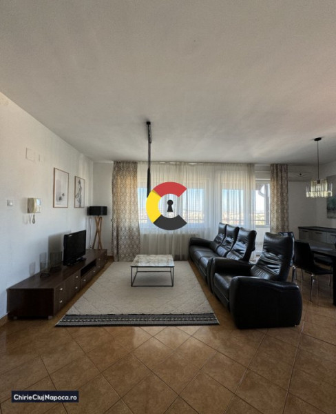Penthouse spatios cu 4 camere in cartierul A. MURESANU • PET FRIENDLY