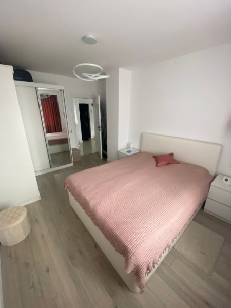 Apartament deosebit cu 2 camere, terasa+parcare, zona Semicentrala