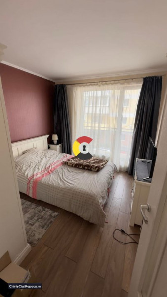 Inchiriez apartament cu 2 camere semidecomandat, zona FSEGA