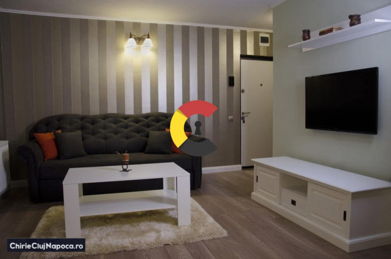 Inchiriez apartament cu 2 camere semidecomandat, zona FSEGA