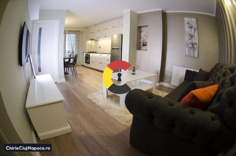 Inchiriez apartament cu 2 camere semidecomandat, zona FSEGA