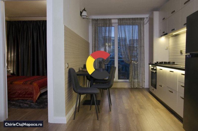 Inchiriez apartament cu 2 camere semidecomandat, zona FSEGA