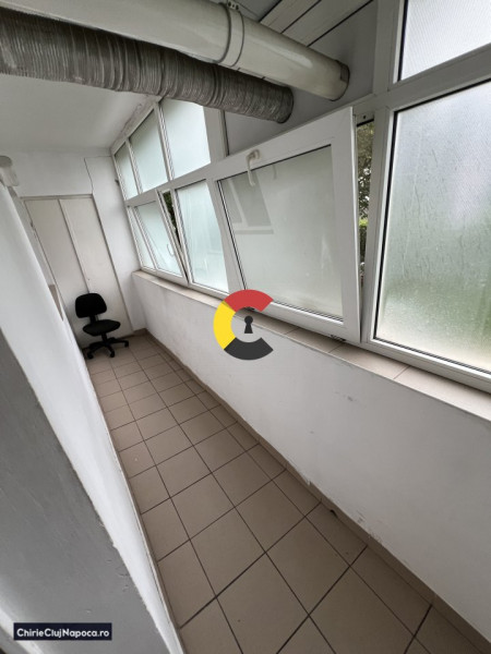 Închiriez apartament cu 3 camere decomandate în Gheorgheni