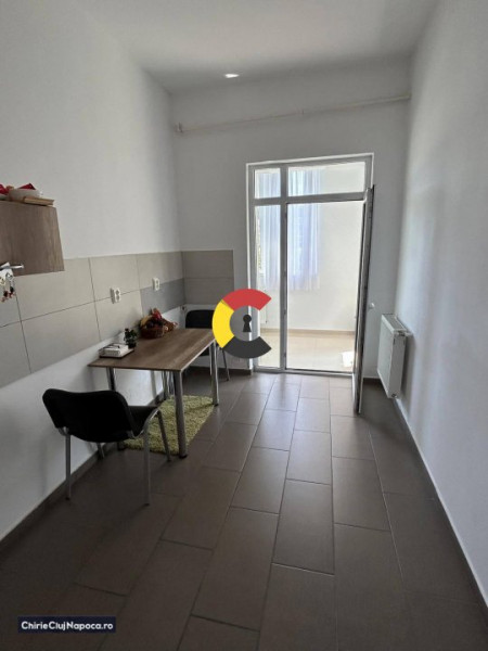 Ap. cu 2 camere + curte proprie, bloc nou, parcare, str Margaului 