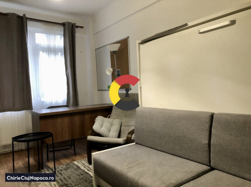 Apartament cu 2 camere decomandat, Central, zona UBB