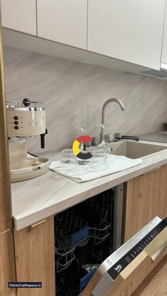 apartament cu dormitor si living cu bucatarie in zona Vivo