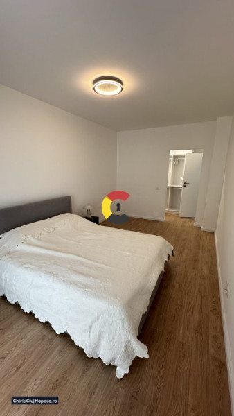 apartament cu dormitor si living cu bucatarie in zona Vivo