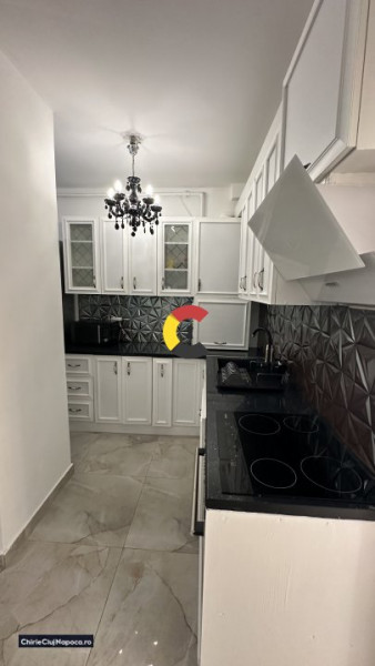 Inchiriez apartament cu 3 camere decomandate, zona OMV/Calea Turzii 