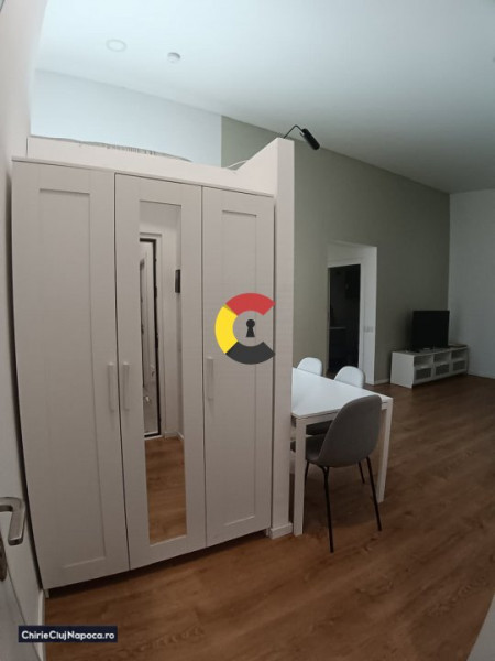 APARTAMENT FRUMOS LA 10 MINUTE DE UMF SI DE ZONA CENTRALA!