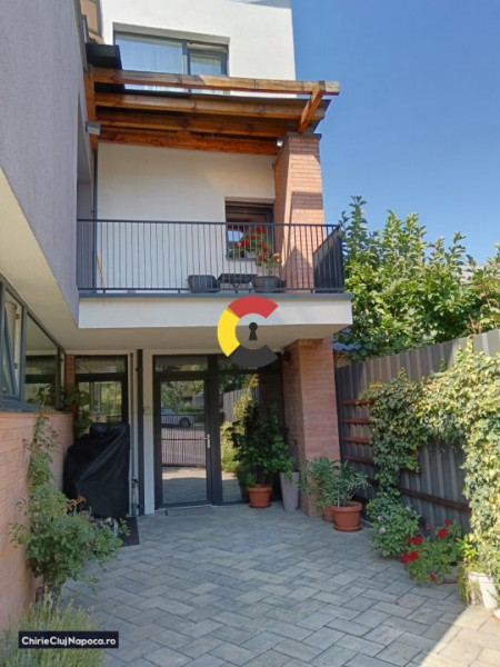APARTAMENT FRUMOS LA 10 MINUTE DE UMF SI DE ZONA CENTRALA!