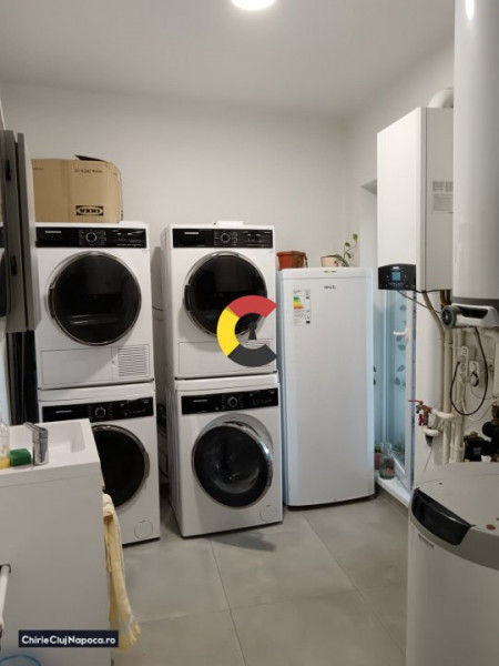 APARTAMENT FRUMOS LA 10 MINUTE DE UMF SI DE ZONA CENTRALA!