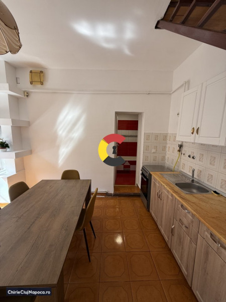Ap cu 3 camere+2 bai| scară interioară | zona centrală - zona Horea