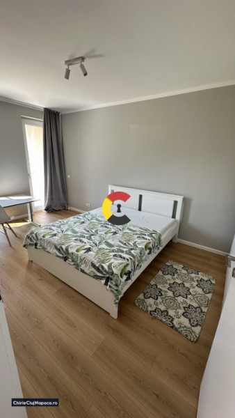 Inchiriez apartament cu dormitor si living cu bucatarie in zona Vivo