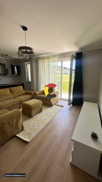 Inchiriez apartament cu dormitor si living cu bucatarie in zona Vivo
