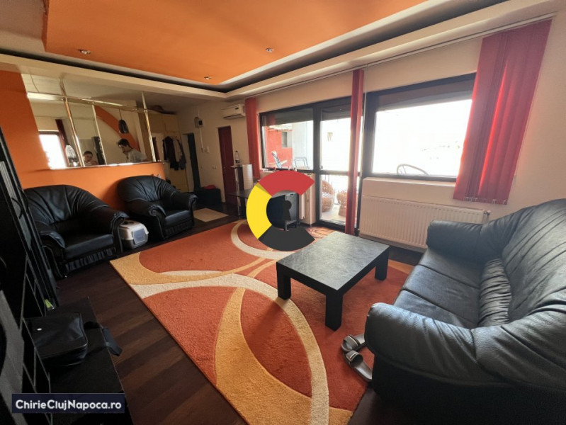 Apartament semicentral cu  2 camere semidecomandate-Str.Traian Mosoiu
