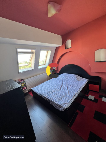 Apartament semicentral cu  2 camere semidecomandate-Str.Traian Mosoiu