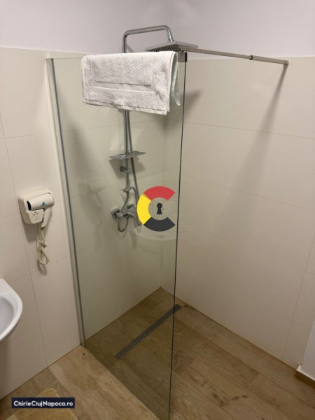 Apartament cu 2 camere in spate la vivo | bloc nou| garaj| 