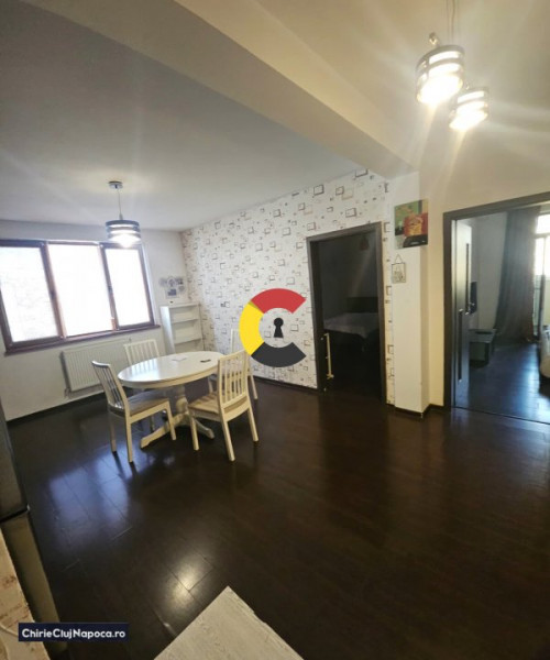2 DORMITOARE SEPARATE, BUCATARIE, BAIE SI PARCARE PRIVATA!