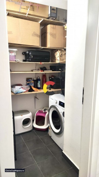 Apartament fain cu living si 2 dorm. dec., Calea Turzii, zona MOL, balcon 