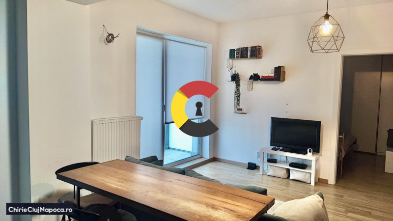 Apartament fain cu living si 2 dorm. dec., Calea Turzii, zona MOL, balcon 