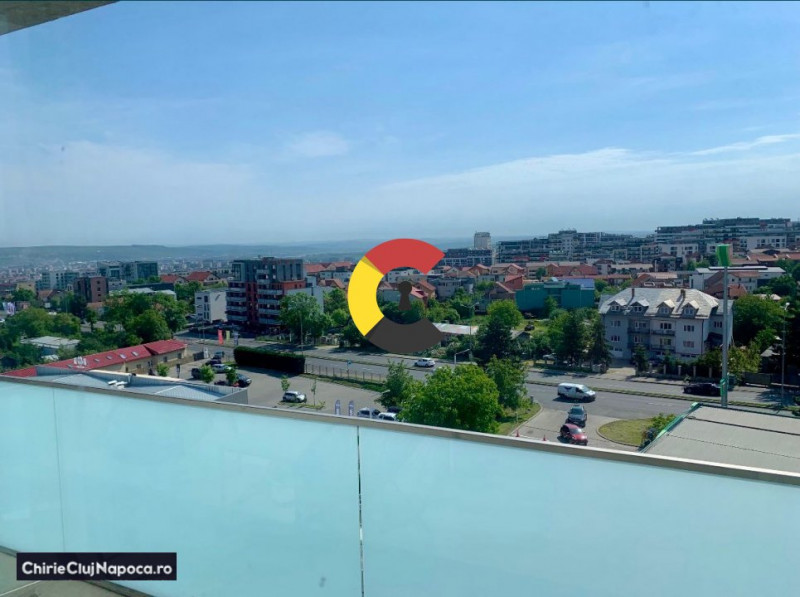 Apartament fain cu living si 2 dorm. dec., Calea Turzii, zona MOL, balcon 