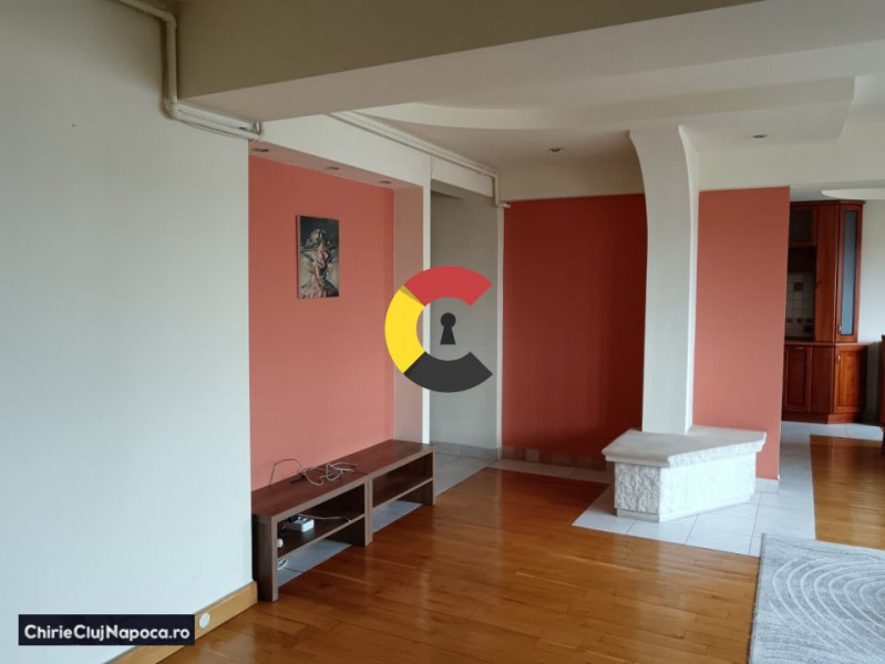 Apartament cu 3 camere la 5 minute de Zona Centrală - strada N. Titulescu nr. 2!