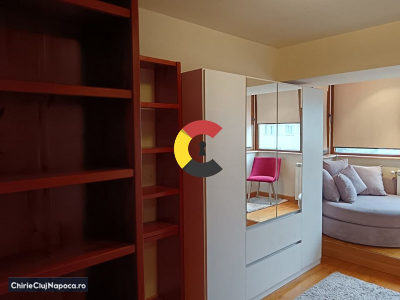 Apartament cu 3 camere la 5 minute de Zona Centrală - strada N. Titulescu nr. 2!