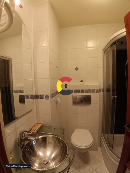 Apartament cu 3 camere la 5 minute de Zona Centrală - strada N. Titulescu nr. 2!