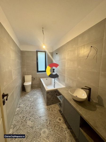 Duplex nou cu 5 camere si gradina, Gruia, parcari