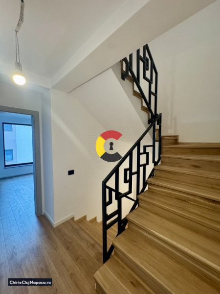 Duplex nou cu 5 camere si gradina, Gruia, parcari