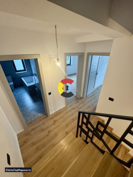 Duplex nou cu 5 camere si gradina, Gruia, parcari