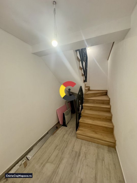 Duplex nou cu 5 camere si gradina, Gruia, parcari
