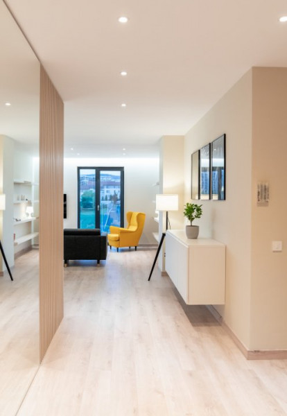 De inchiriat: apartament 3 camere, LUX, parcare subterana, priveliste!