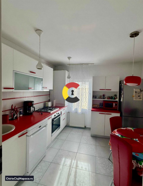 Apartment fain cu 2 camere, Marasti, zona FSEGA, garaj si balcon inchis