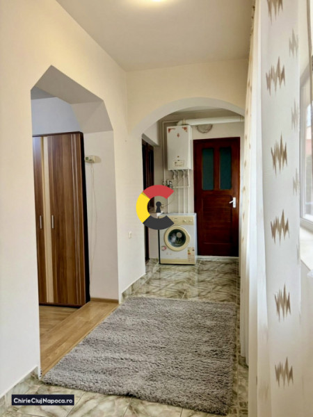Casa cu 2 camere, Semicentral, zona strazii Paris