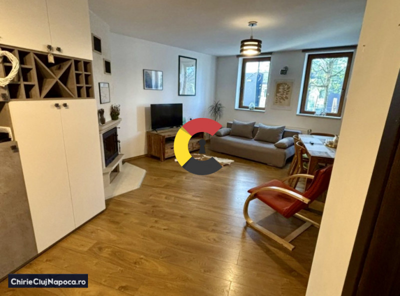 Casa frumoasa cu 3 camere, zona Liberty, parcare