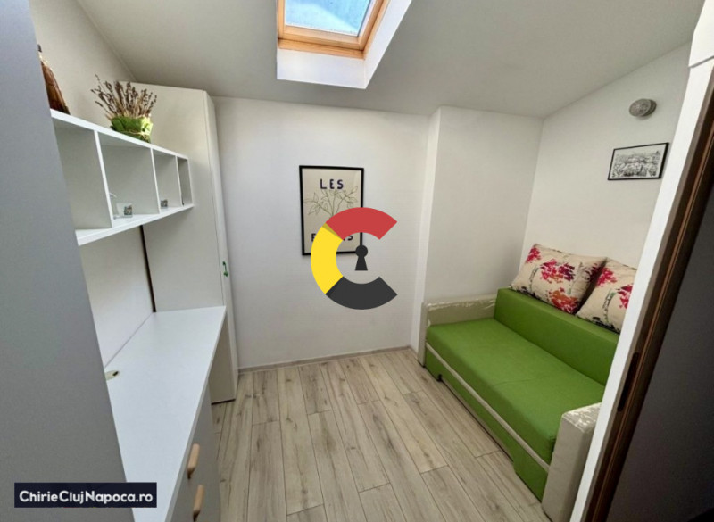 Casa frumoasa cu 3 camere, zona Liberty, parcare