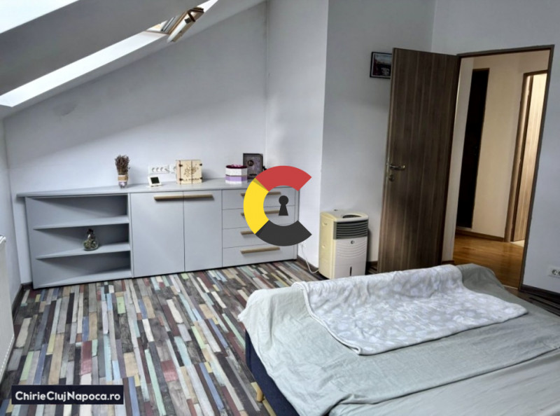 Casa frumoasa cu 3 camere, zona Liberty, parcare