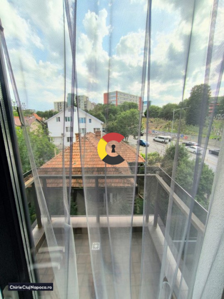 Ap. elegant cu 2 camere, parcare, bloc nou, zona Observator/Cipariu