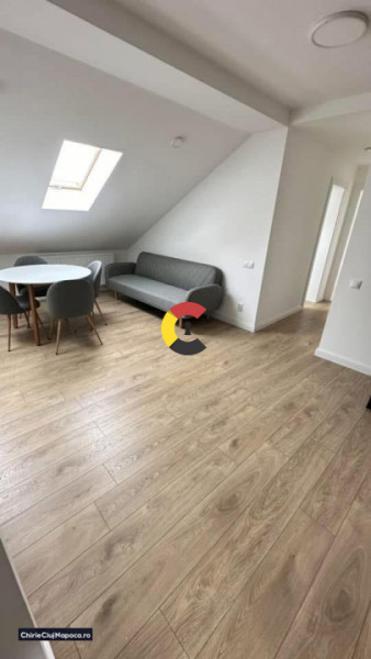 Apartament cu 3 camere la Mansarda in Floresti