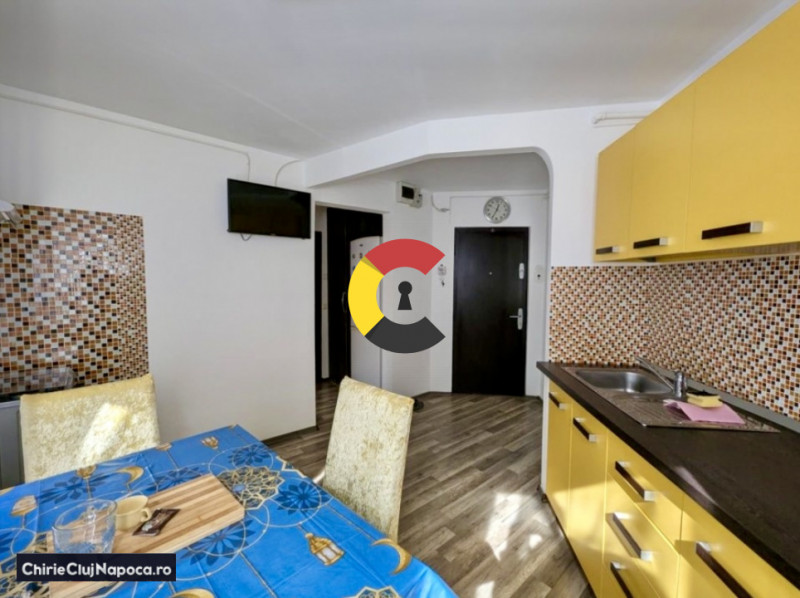 Apartament frumos cu 2 camere decomandate, cartier Marasti