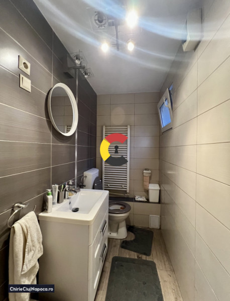 Apartament fain cu 2 camere, la casa, Andrei Muresanu, zona P-ta Cipariu, terasa