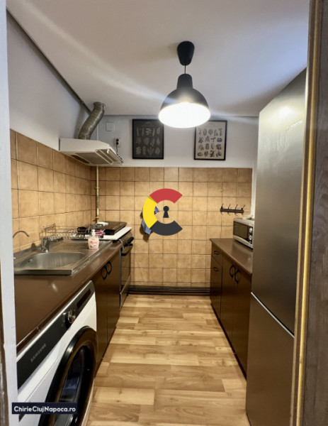 Apartament fain cu 2 camere, la casa, Andrei Muresanu, zona P-ta Cipariu, terasa