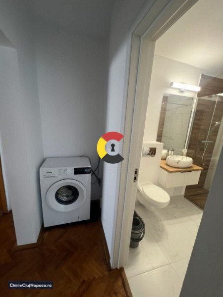 Apartament fain cu 2 dormitoare, Manastur, zona Big, balcon