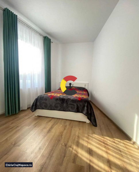Apartament spatios cu 2 camere • Acces curte • Piata Mihai Viteazu 