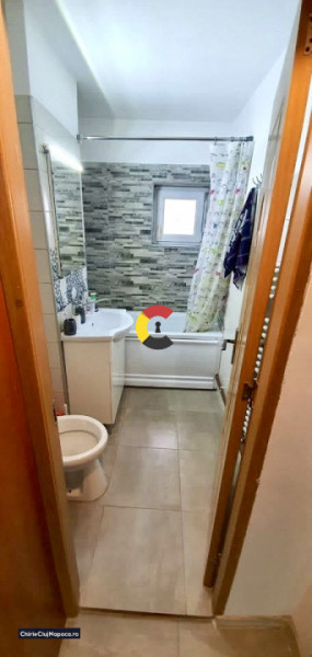 Apartament studentesc cu 3 camere si balcon, Manastur, zona Big